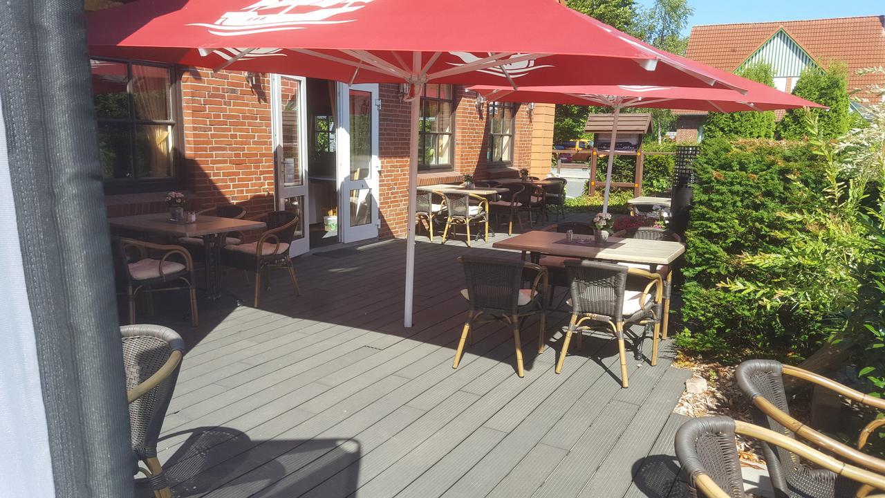 Hotel Zwei Linden - Links Der Elbe - Niedersachsen Balje Exterior photo